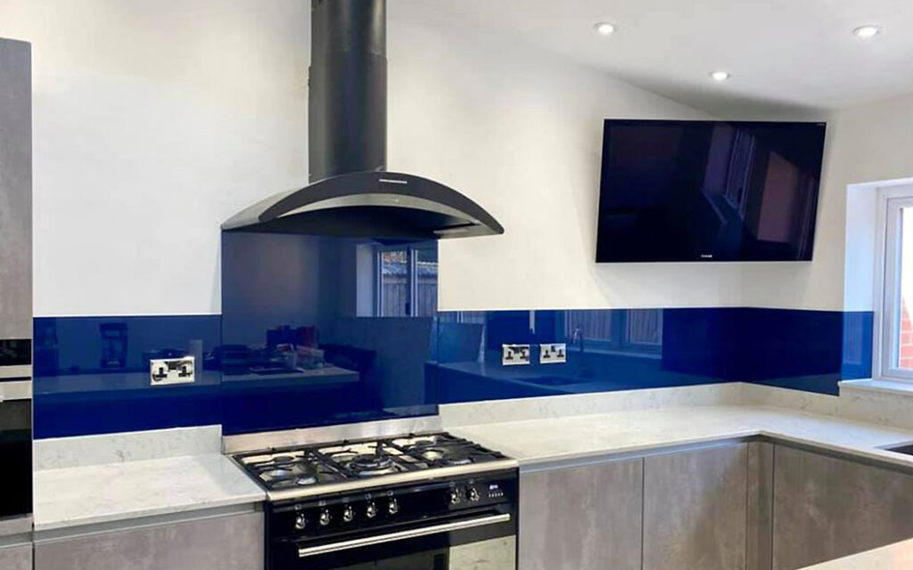 Saphire blue kitchen backsplash colour